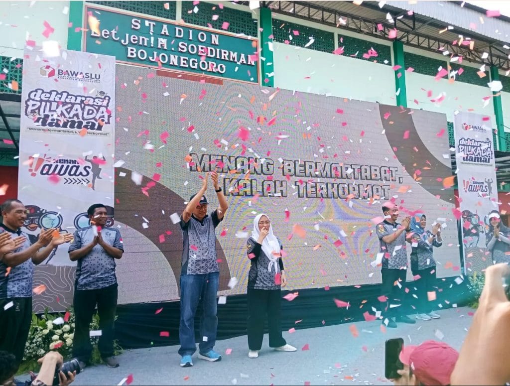 Teguh Haryono dan Farida Hadiri Deklarasi Pilkada Damai 2024