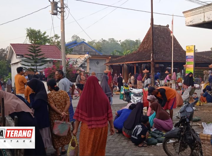 pasar tradisional desa klagen kedungtuban